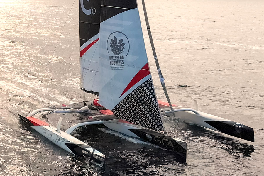 Bateau GCA-1001 Sourires